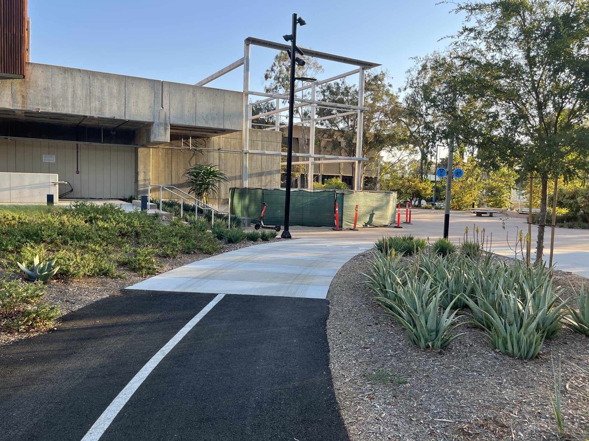 Blind Turn Exiting Bike Lane